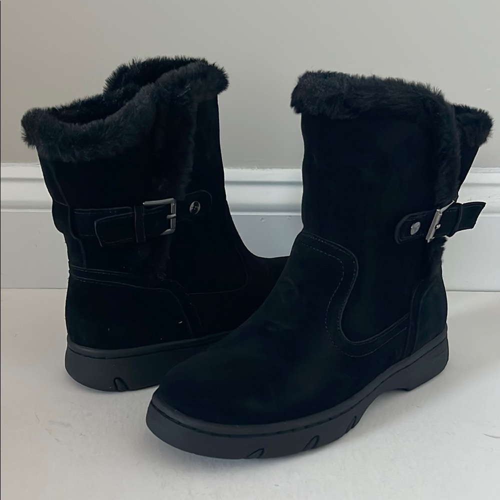 Easy Spirit “Graye” Black Genuine Leather Faux-Fur Lined Winter Boots, Size 8 W